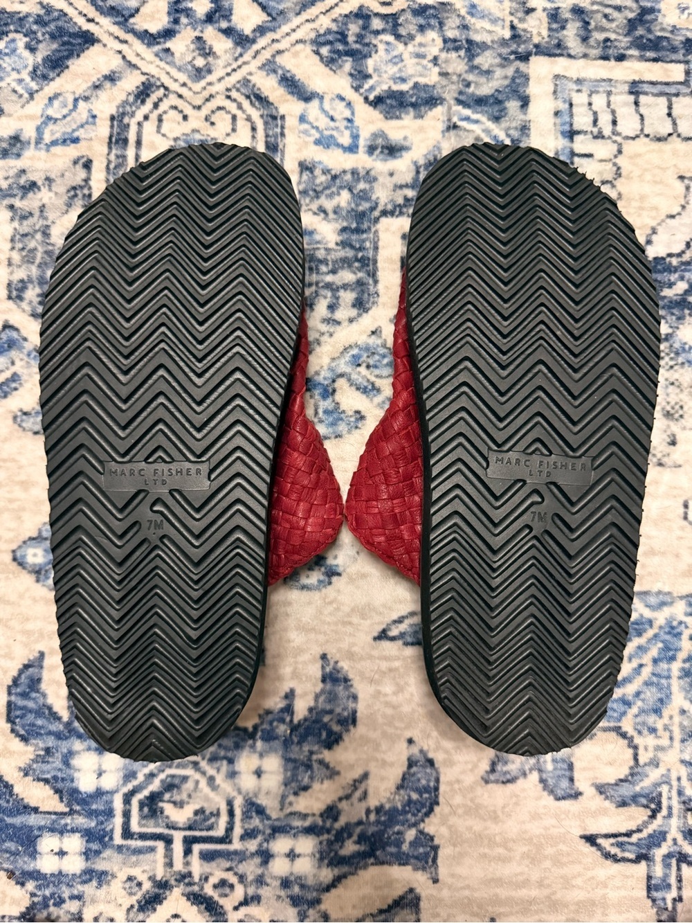 Marc Fisher Auggie Platform Slide Sandals - Picture 8 of 8